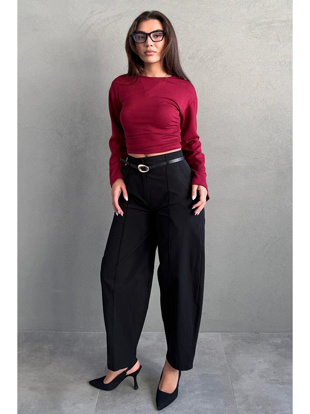 Siyah Modern Kesim Kemerli Yüksek Bel Bol Paça Kumaş Pantolon Mg2618-4