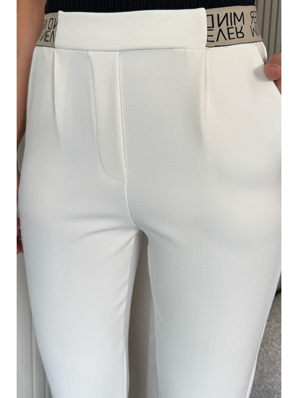 Ekru Bel Lastikli Yazı Detaylı Slim Fit Kumaş Pantolon-3