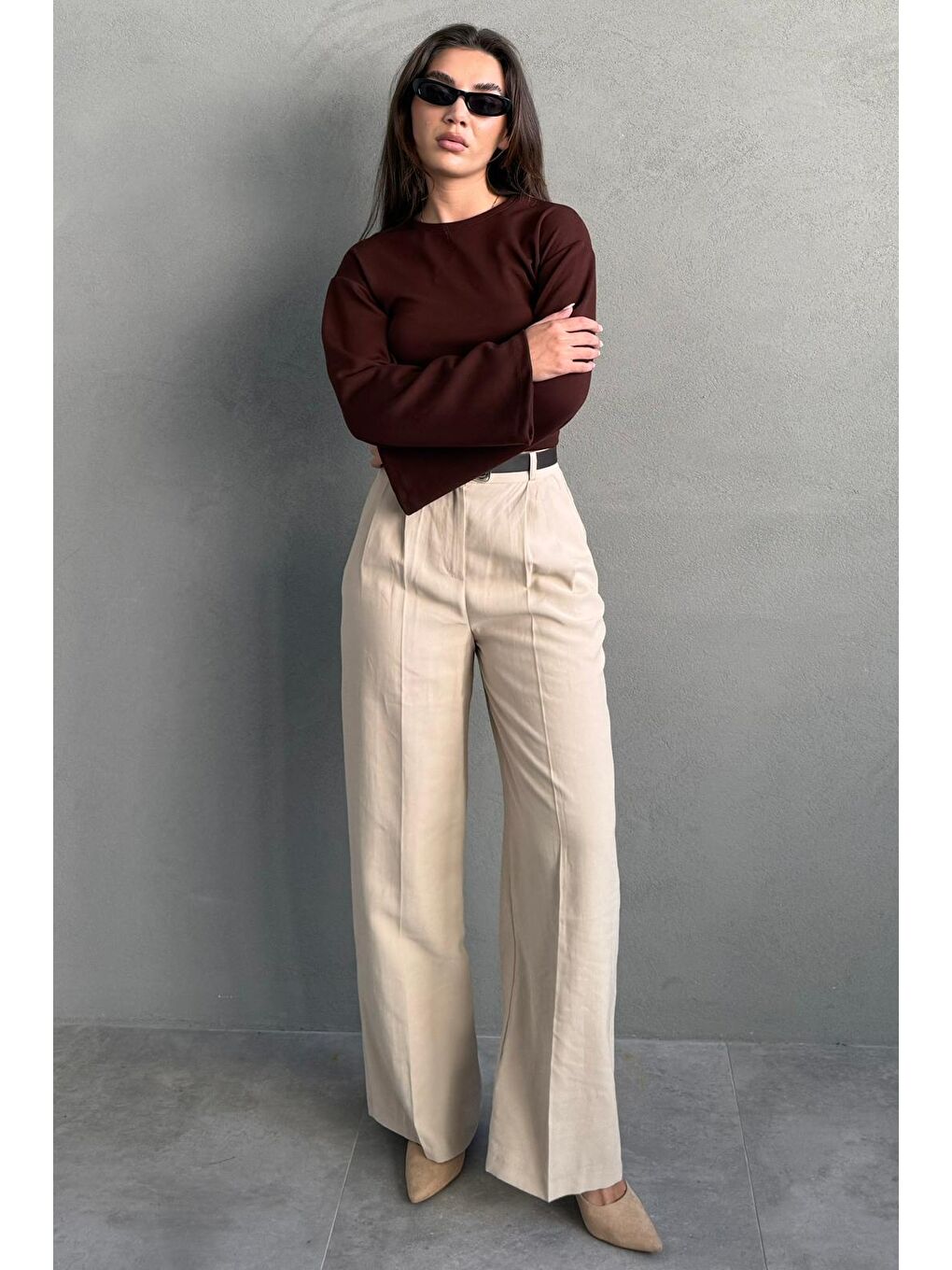 Bej Vizon Yüksek Bel Pileli Kemerli Geniş Paça Kadın Pantolon Mg2615-1