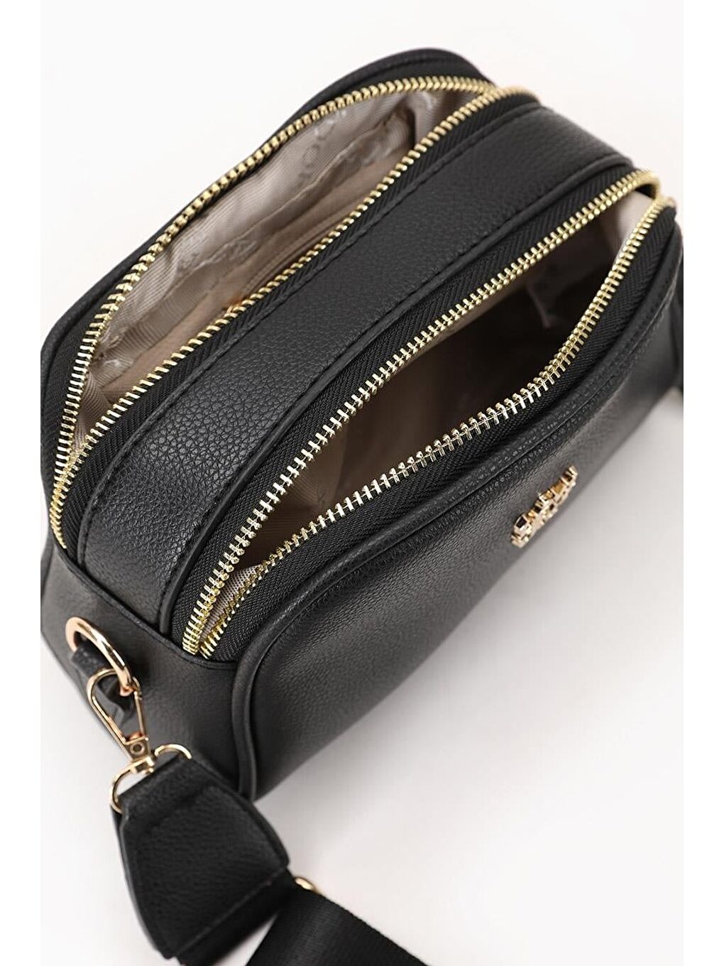 Siyah Kadın Omuz Çantası 930141-3