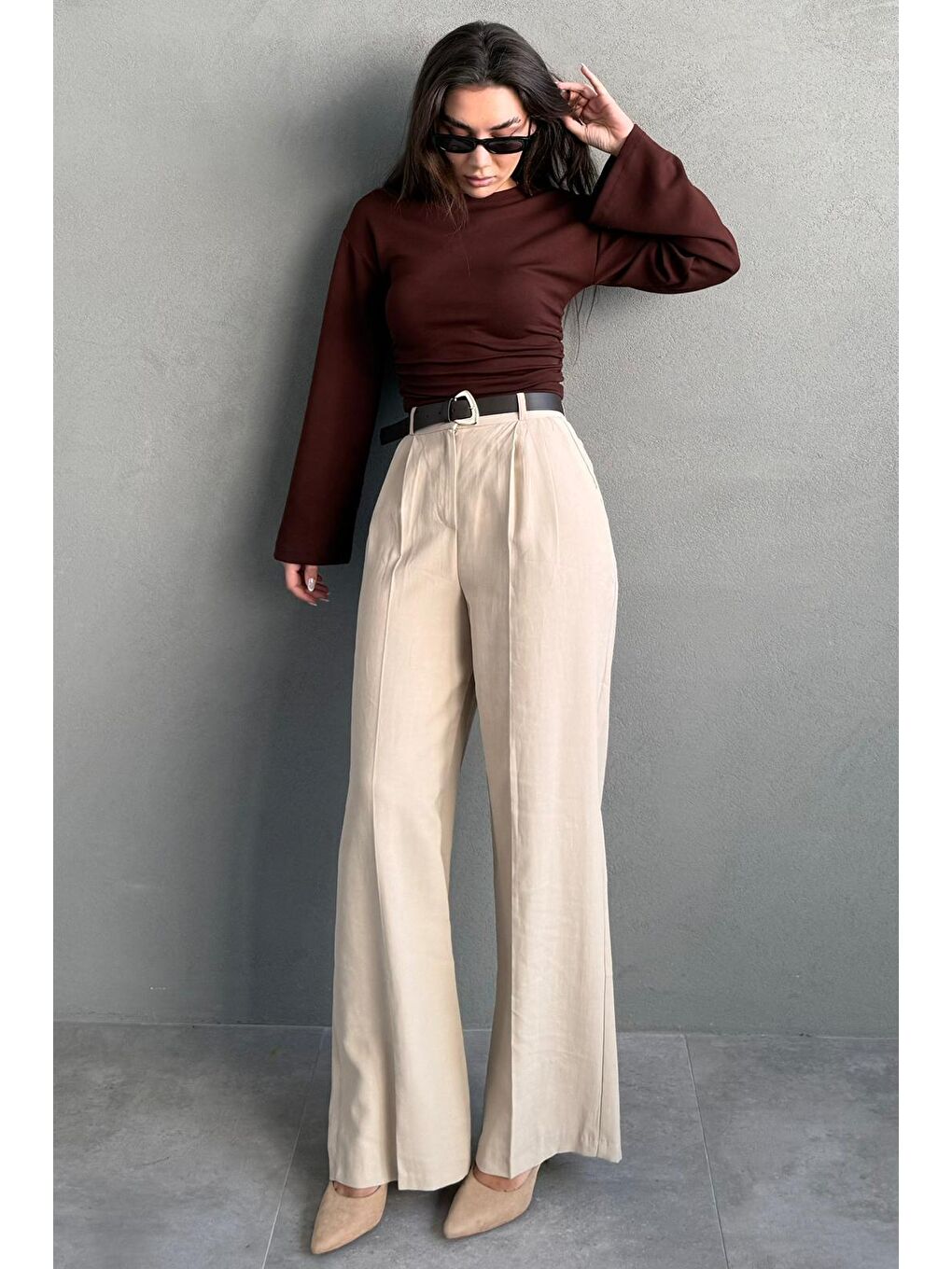 Bej Vizon Yüksek Bel Pileli Kemerli Geniş Paça Kadın Pantolon Mg2615-4