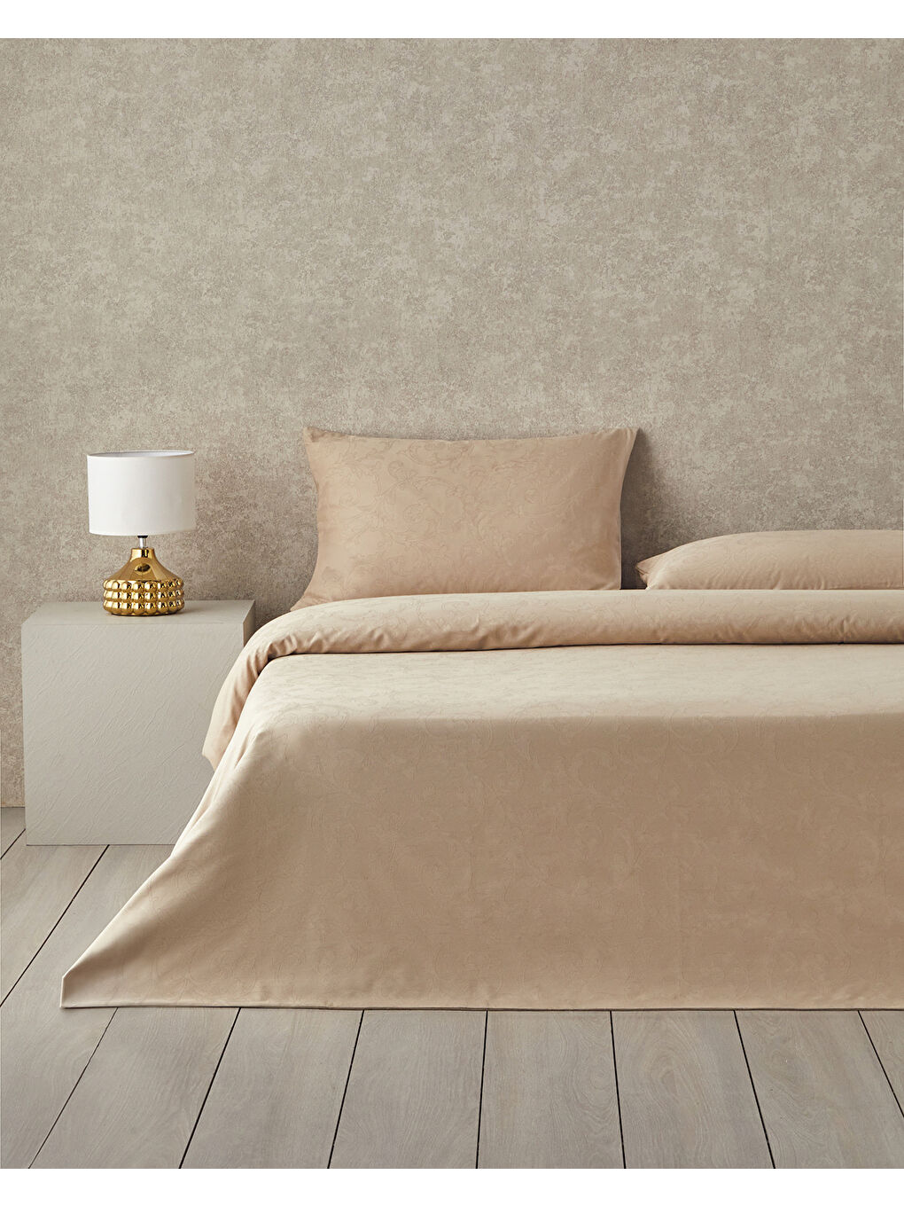 Sarı Royal Scroll Jakarlı Pamuk Saten King Size Nevresim Takımı 240x220 cm Antik Gold