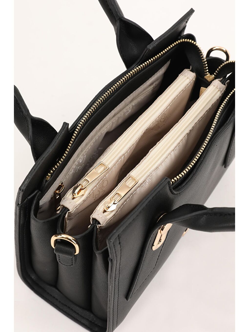 Siyah Çok Gözlü El ve Omuz Çantası 930175-3