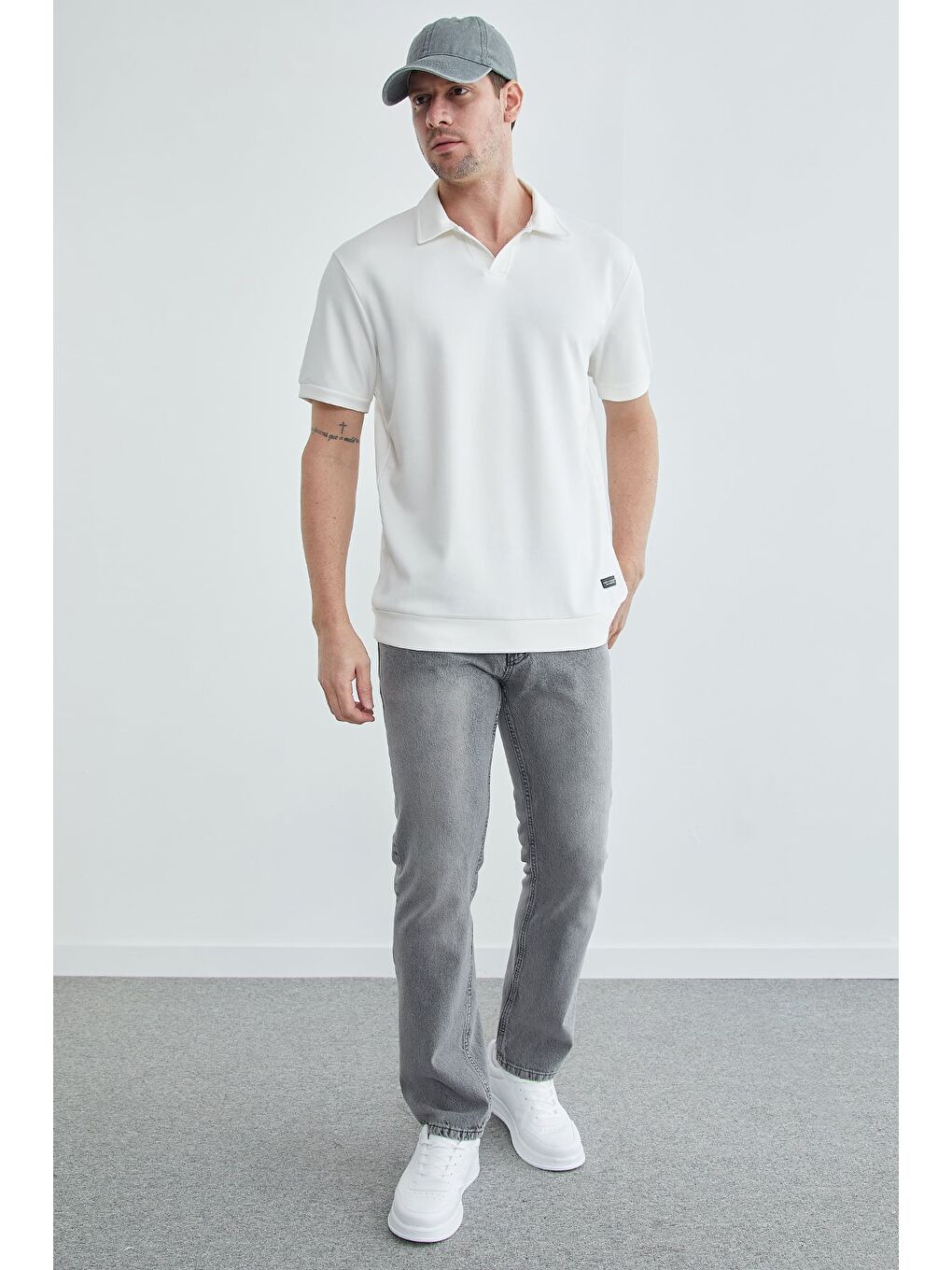 Ekru Basic Polo Yaka Modal Tişört-3