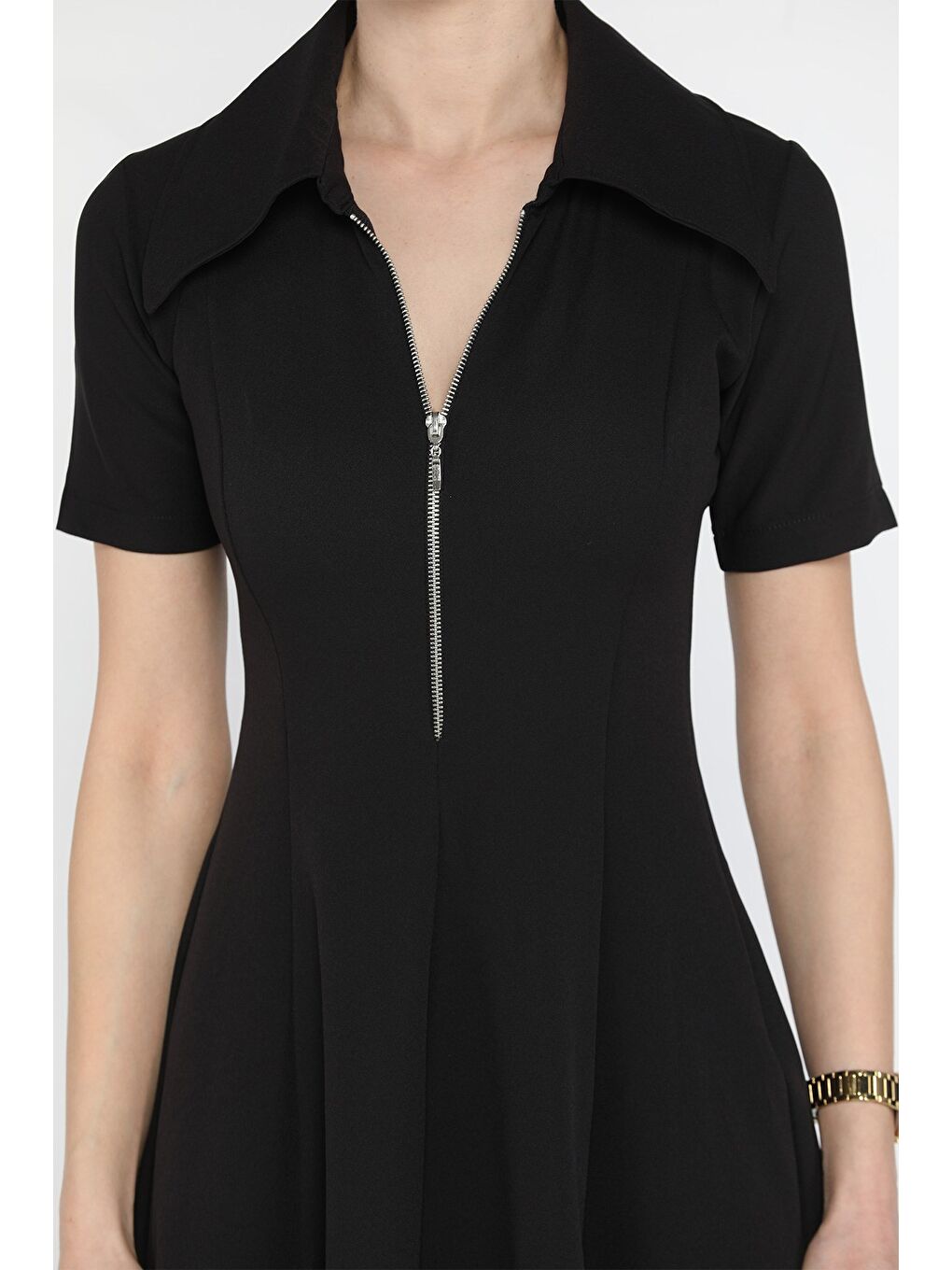 Siyah Kadın Yarım Fermuarlı Kısa Kol Elbise-3