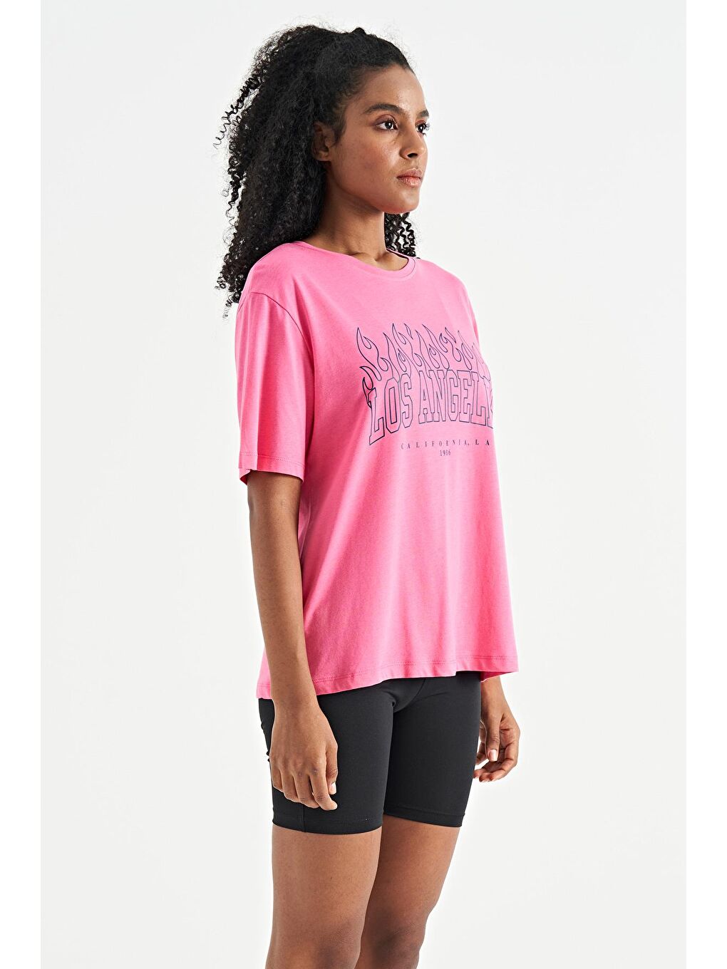 Veryperi Koyu Pembe Şeker Pembe Baskı Detaylı Oversize O Yaka Basic Kadın T-Shirt - 02181 - 3