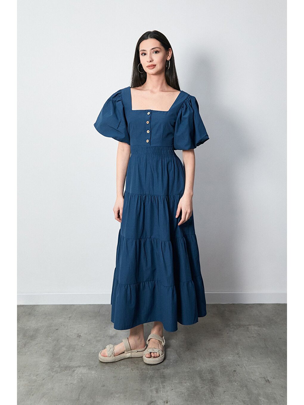 İndigo Beli Lastikli Sırtı Dekolteli Balon Kol Elbise