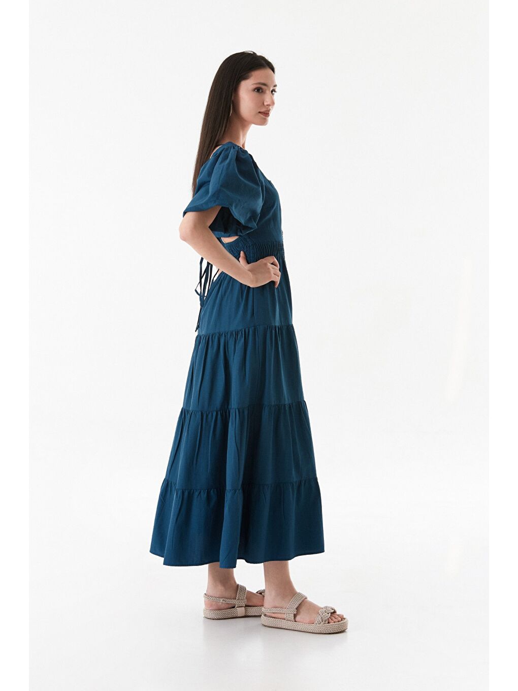 İndigo Beli Lastikli Sırtı Dekolteli Balon Kol Elbise-4