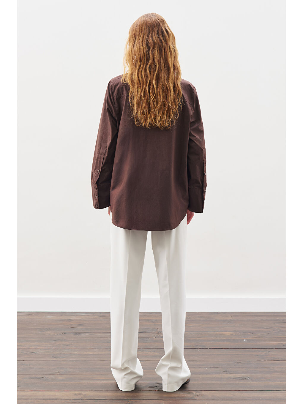 Kahverengi Geniş Manşetli Klasik Gömlek Acı Kahve-6