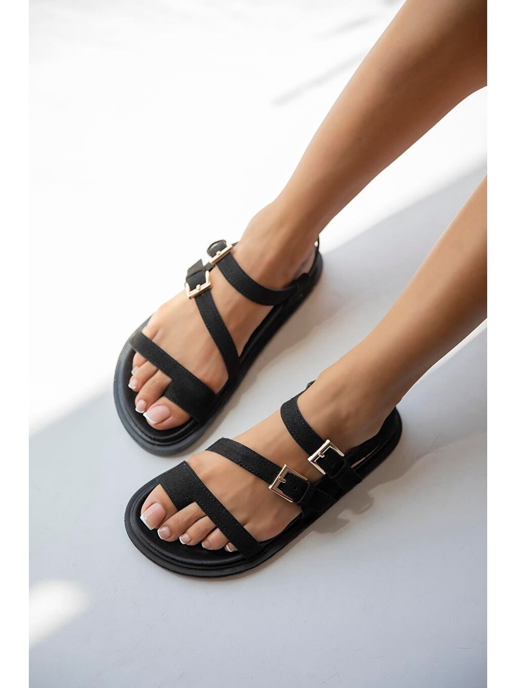 Mira  Kadın  Parmak Arası Süet  Sandalet Siyah-1
