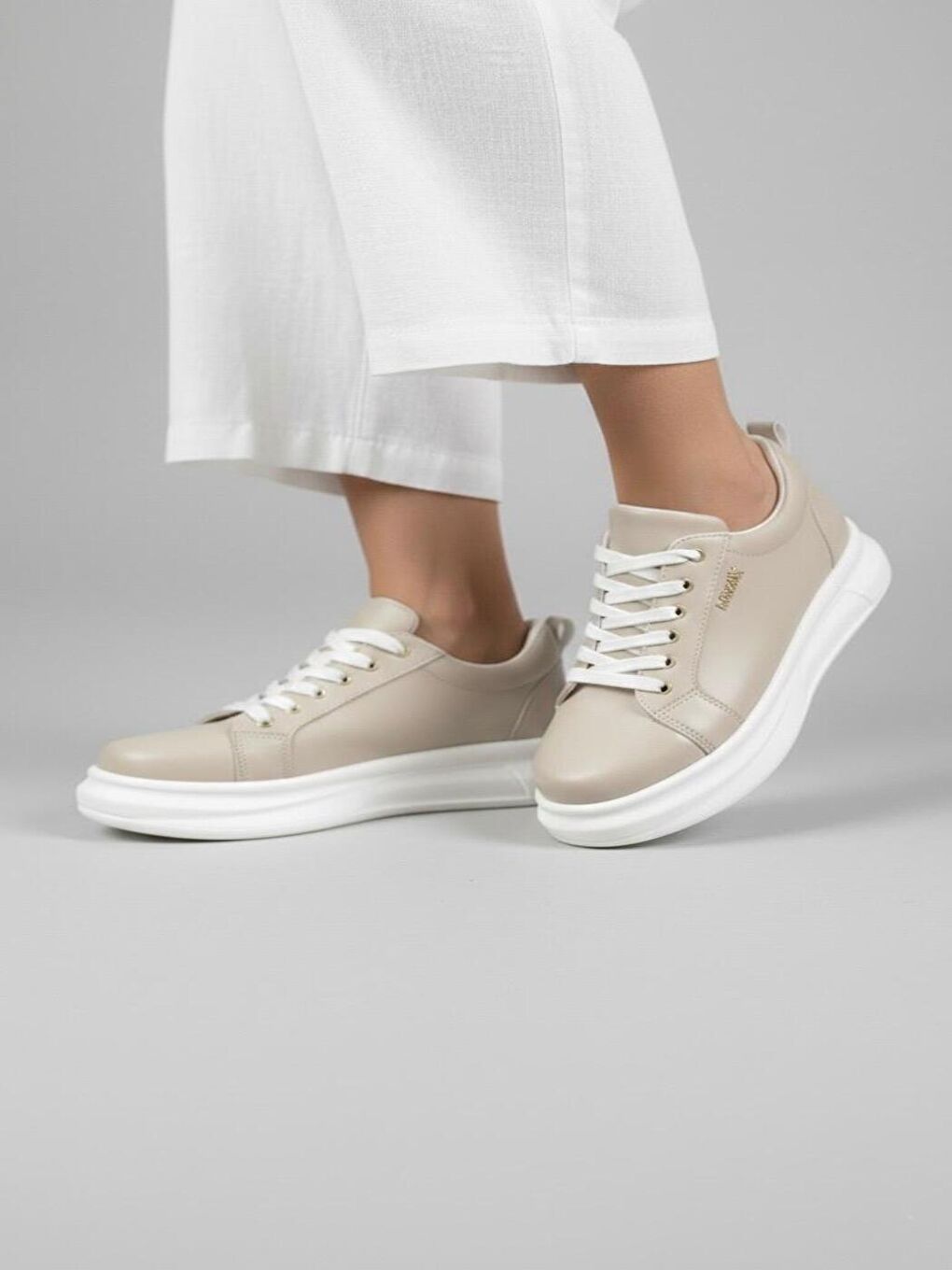 Kadın Less Bej Kalın Tabanlı Ortopedik Günlük Sneaker