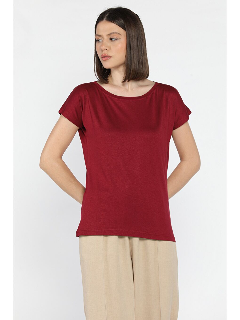 Bordo Kadın Bisiklet Yaka Tişört-1