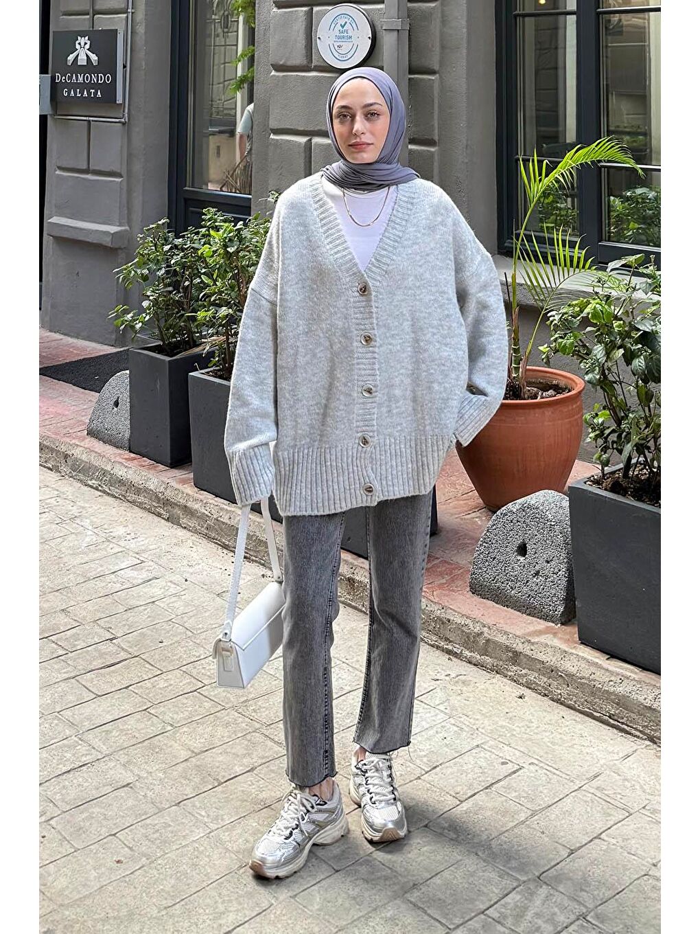 Salaş Dokulu Basic Hırka Gri