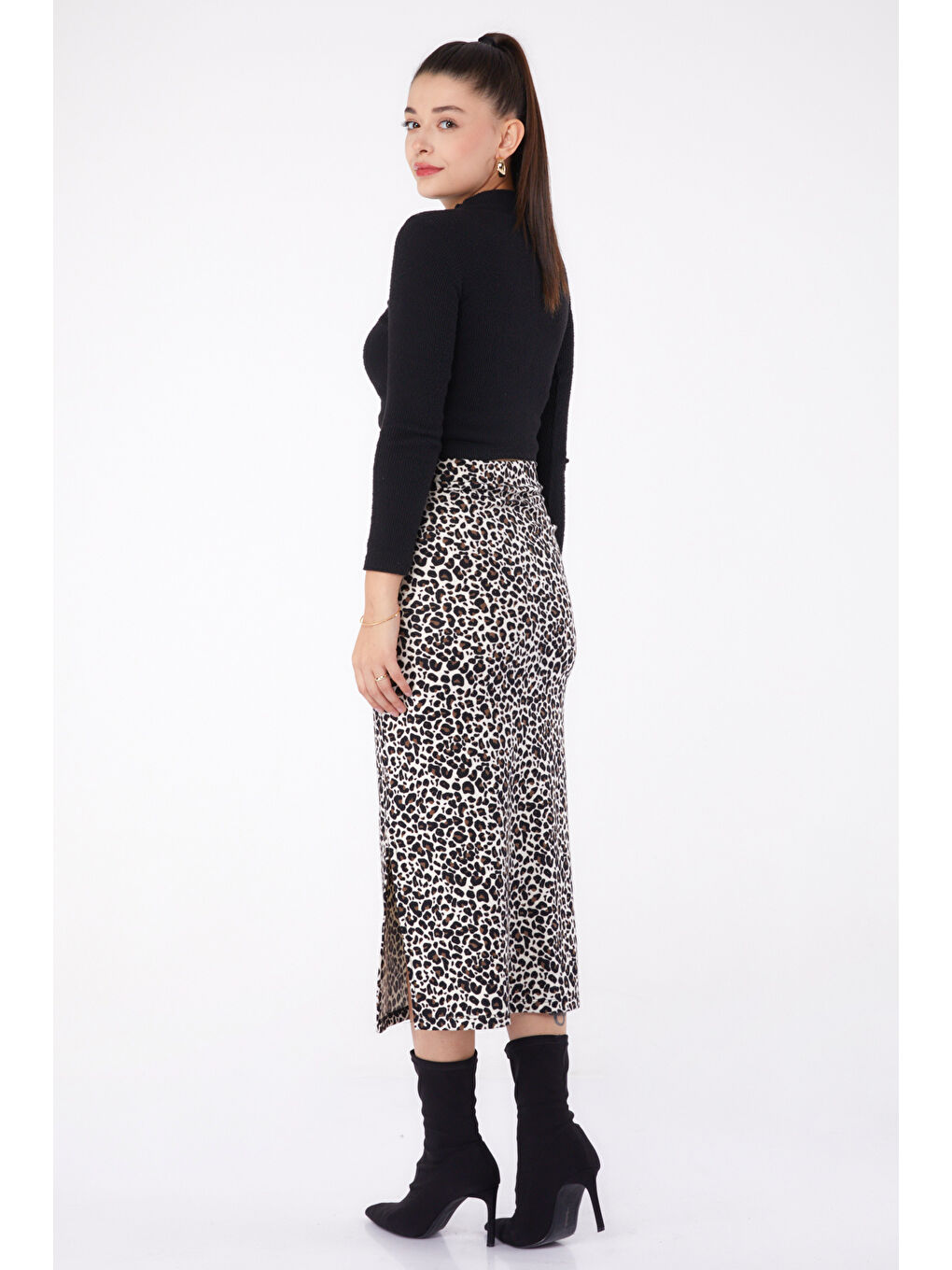 Leopar Desenli Yırtmaçlı Etek Ekru - 26320-4