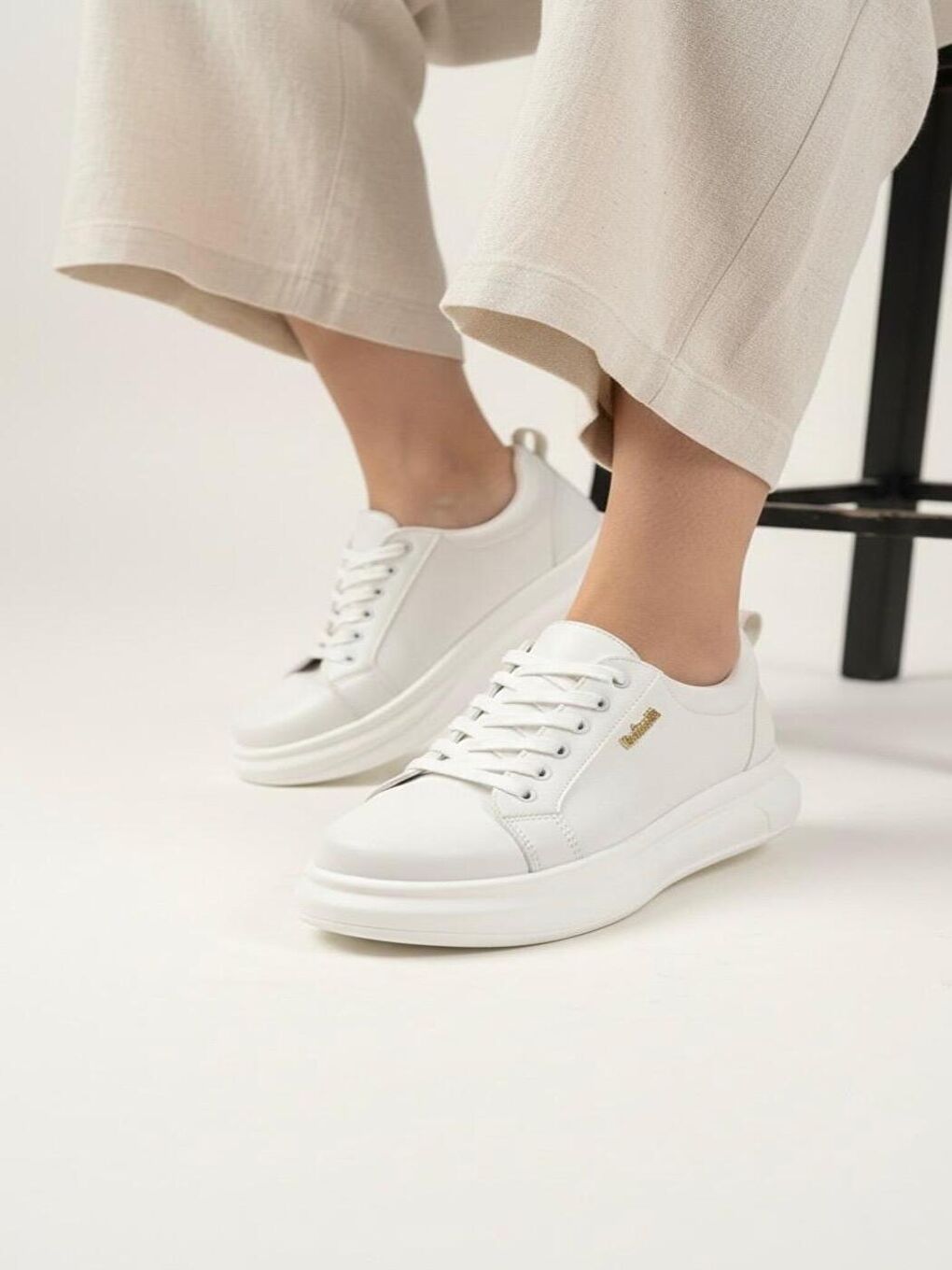 Kadın Less Beyaz Kalın Tabanlı Ortopedik Günlük Sneaker-1