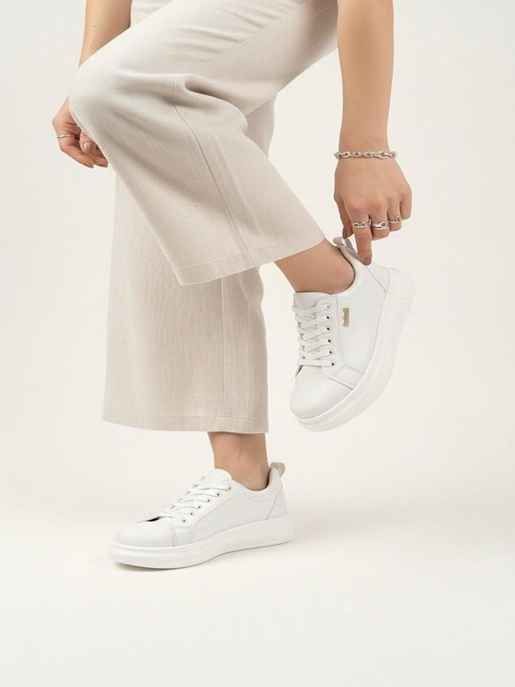 Kadın Less Beyaz Kalın Tabanlı Ortopedik Günlük Sneaker-2