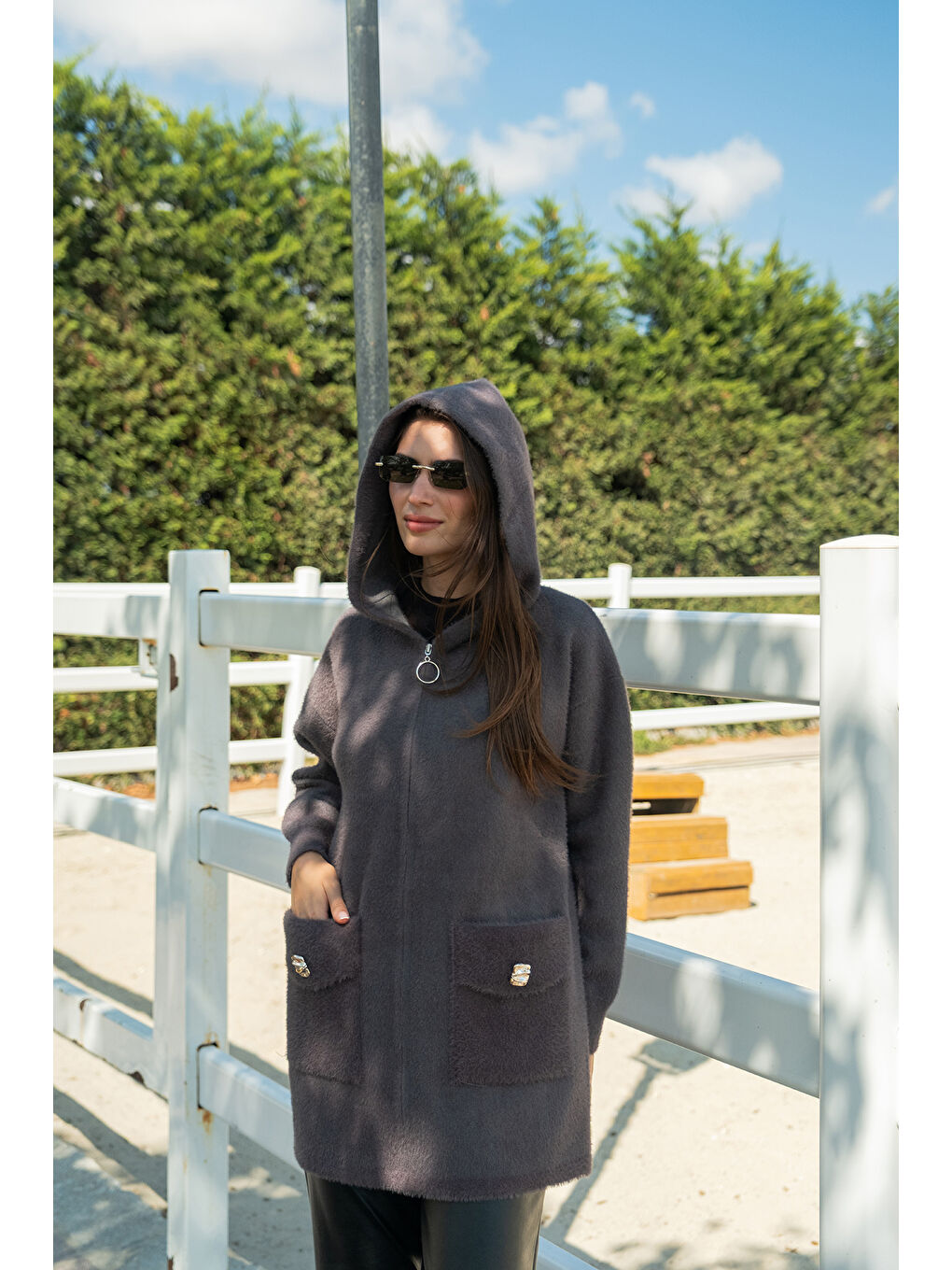 Gri Kadın Fermuarlı Triko Ceket Füme