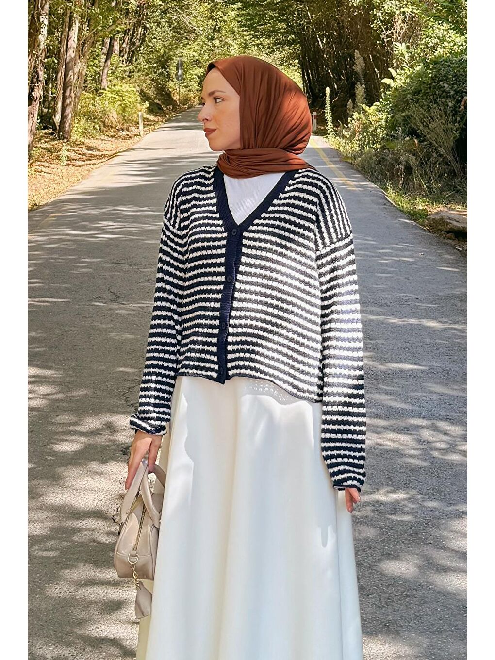 İnce Çizgili Triko Hırka Lacivert-1