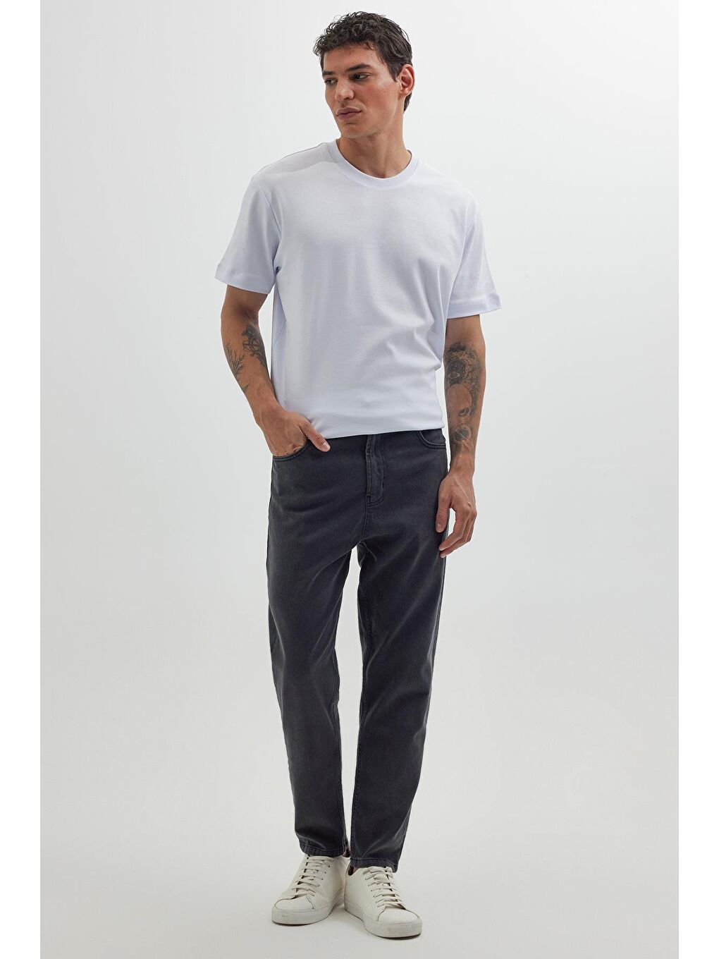 Erkek Regular Fit Bol Kesim Denim Yıkamalı Efektli Esnek Gri Jean Pantolon-3