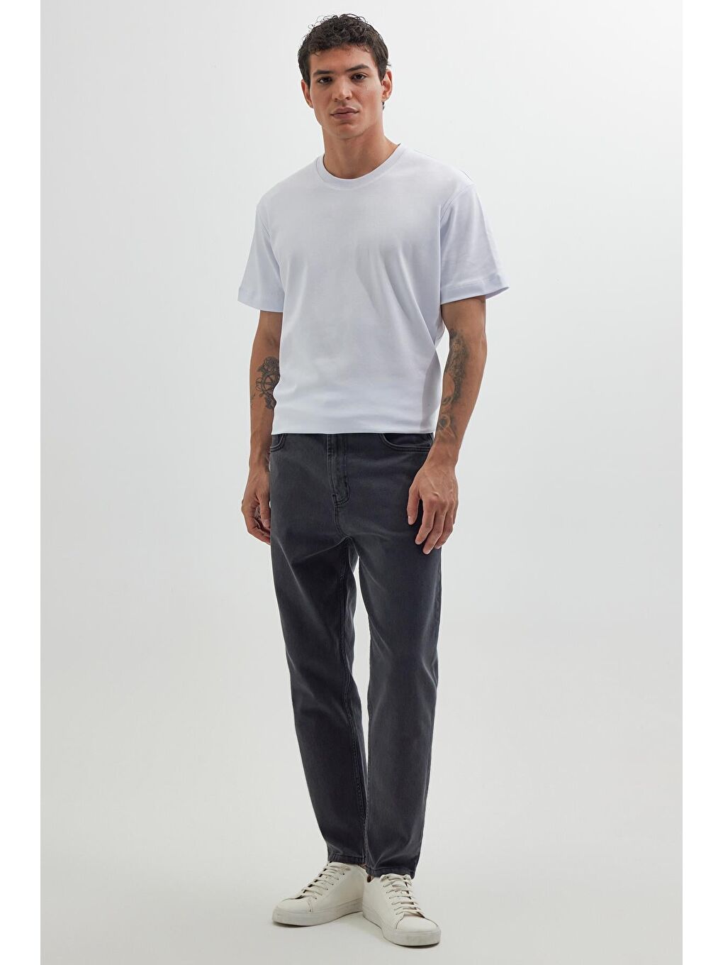 Erkek Regular Fit Bol Kesim Denim Yıkamalı Efektli Esnek Gri Jean Pantolon-4