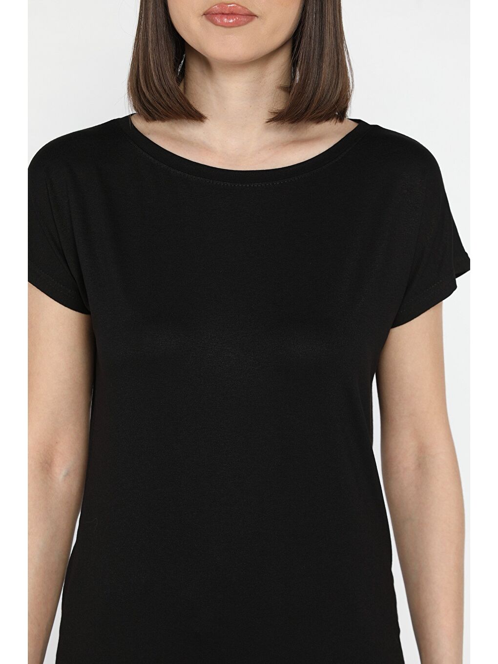 Siyah Kadın Bisiklet Yaka Tişört-3