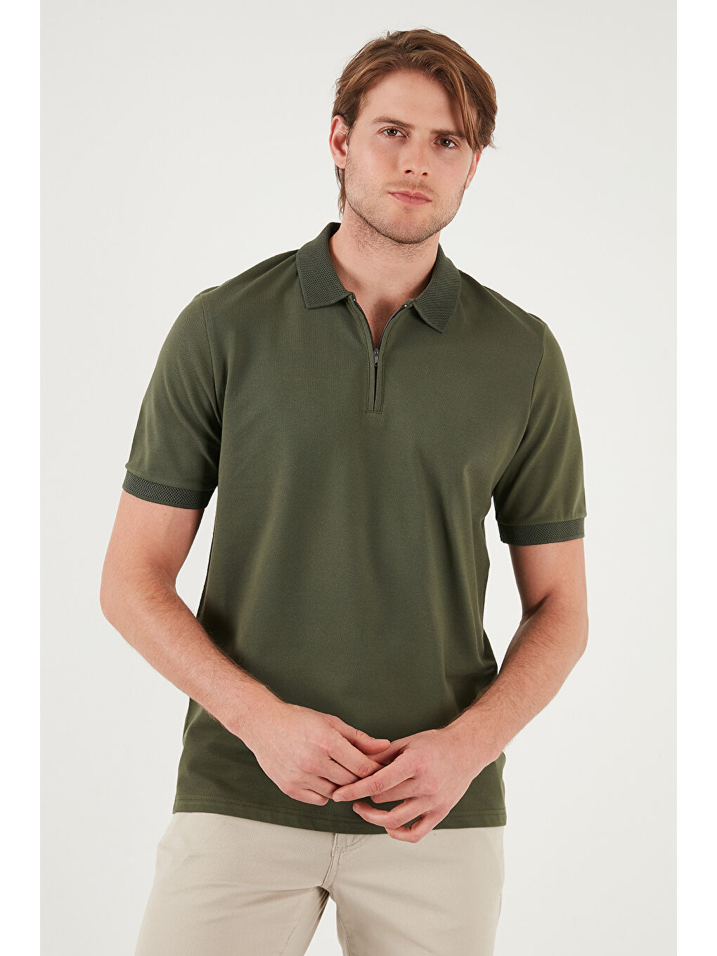 Haki Pamuklu Regular Fit Yarım Fermuarlı Erkek Polo Yaka Tişört 5901029-1