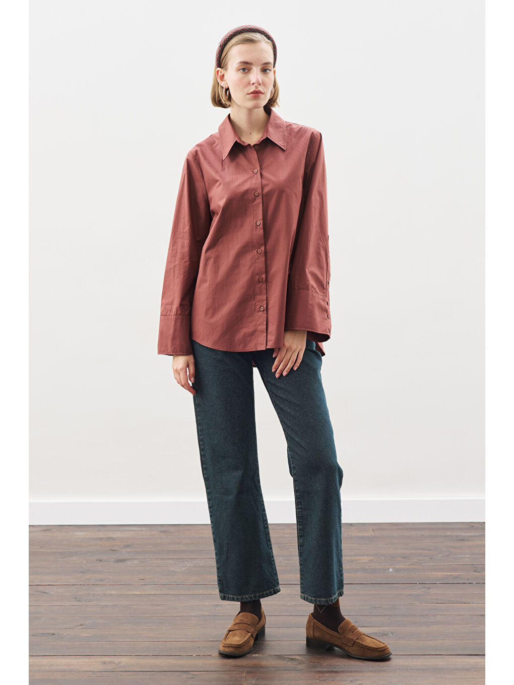 Kahverengi Geniş Manşetli Klasik Gömlek Tarçın Kabuğu