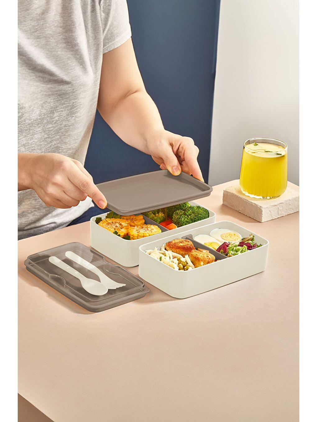 2 Katlı Ayarlanabilir Dikdörtgen Beslenme Kabı Çatal Kaşık Servisli Yemek Saklama Kutusu Bej-5