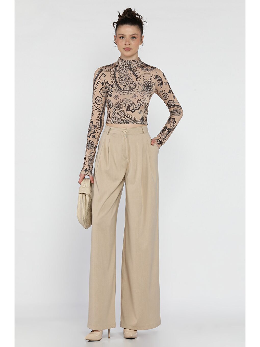 Bej Kadın Yüksek Bel Pileli Kumaş Pantolon-1