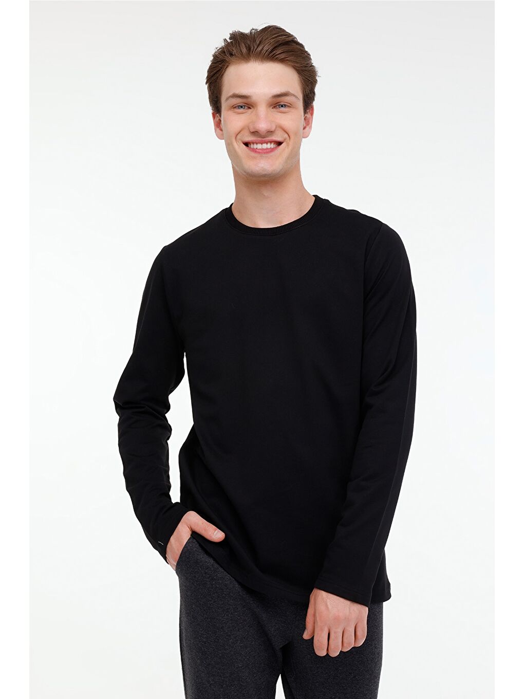 MB SN290 16BTS103 4PR Siyah Erkek Sweatshirt