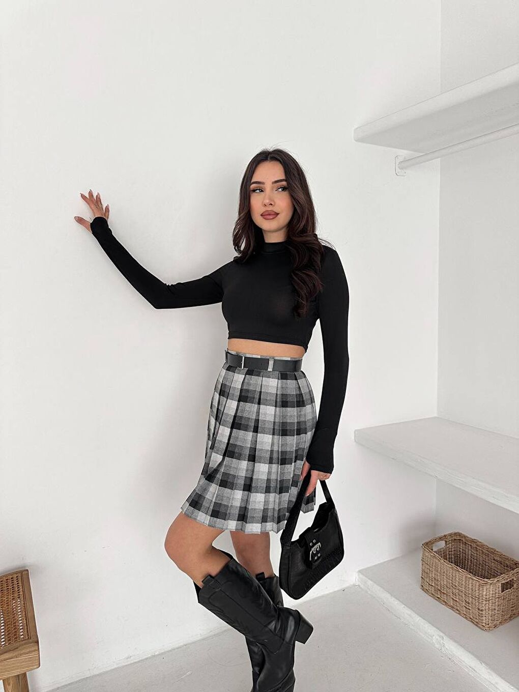Gri Kadın Ekose Desen Kemerli Yüksel Bel Şort Astarlı Mini Etek-2