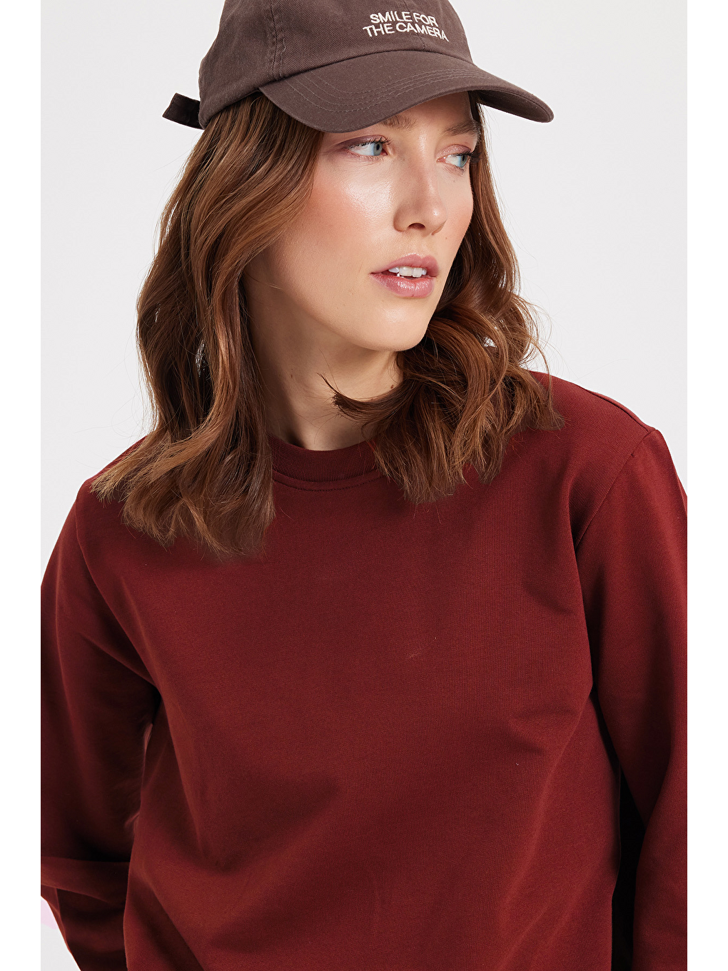 Kadın Oversize Geniş Kesim %100 Pamuk 2 İplik Bisiklet Yaka Bordo Sweatshirt-2