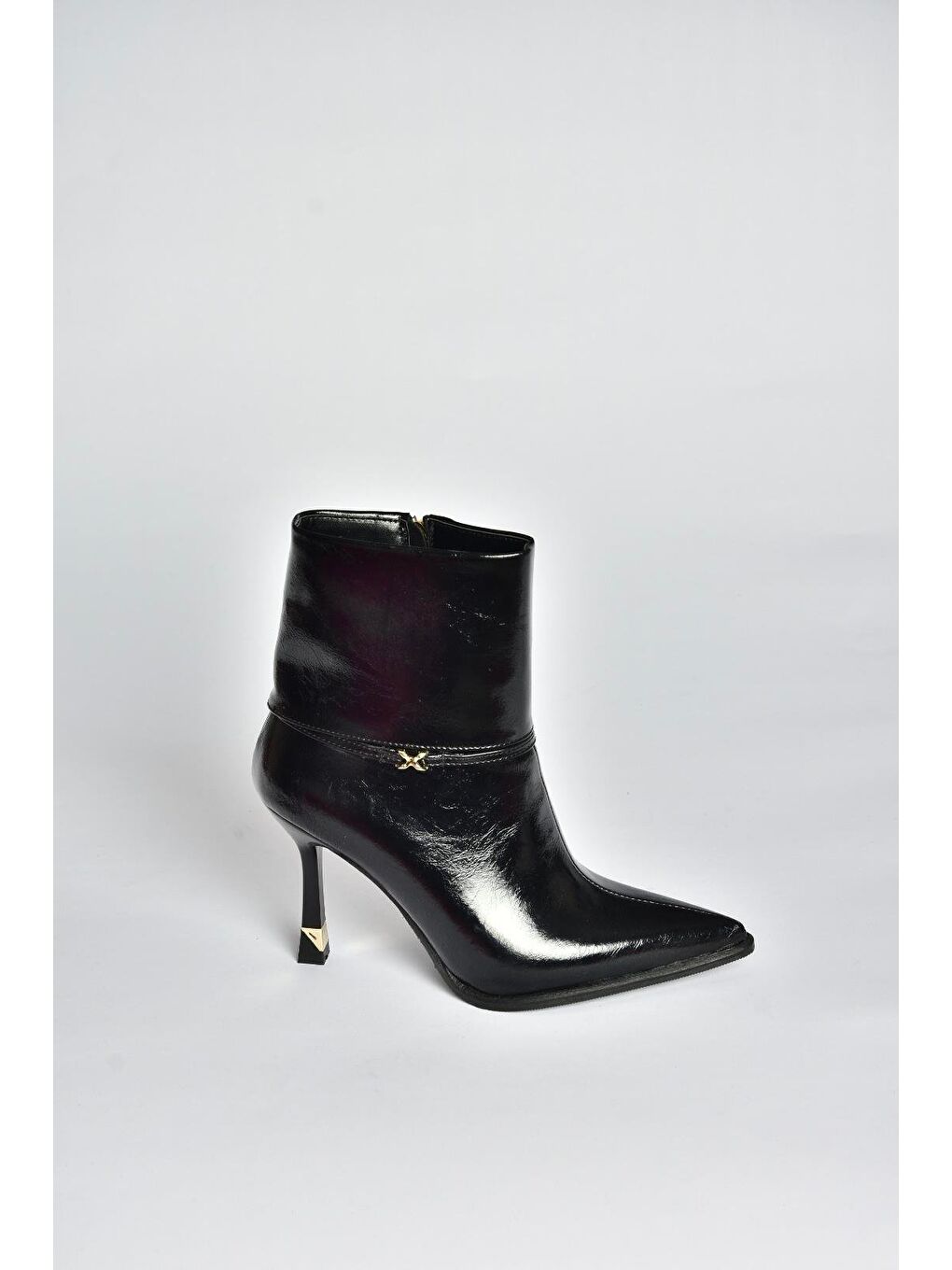 Siyah Kadın Bot V820200760-4