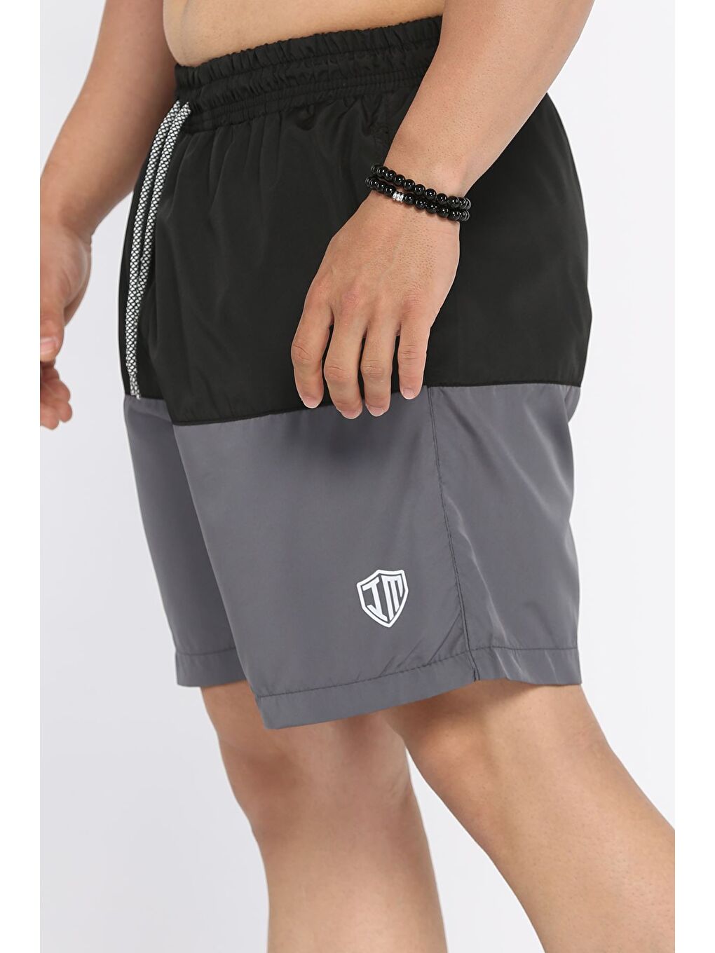 Siyah Renk Garnili Erkek Deniz Şortu