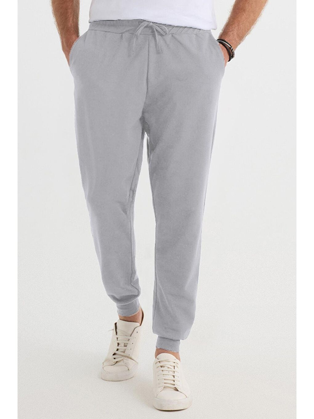 Erkek Regular Fit Klasik Kesim Beli Bağcıklı Jogger Cepli Lastikli Paça Gri Eşofman Altı