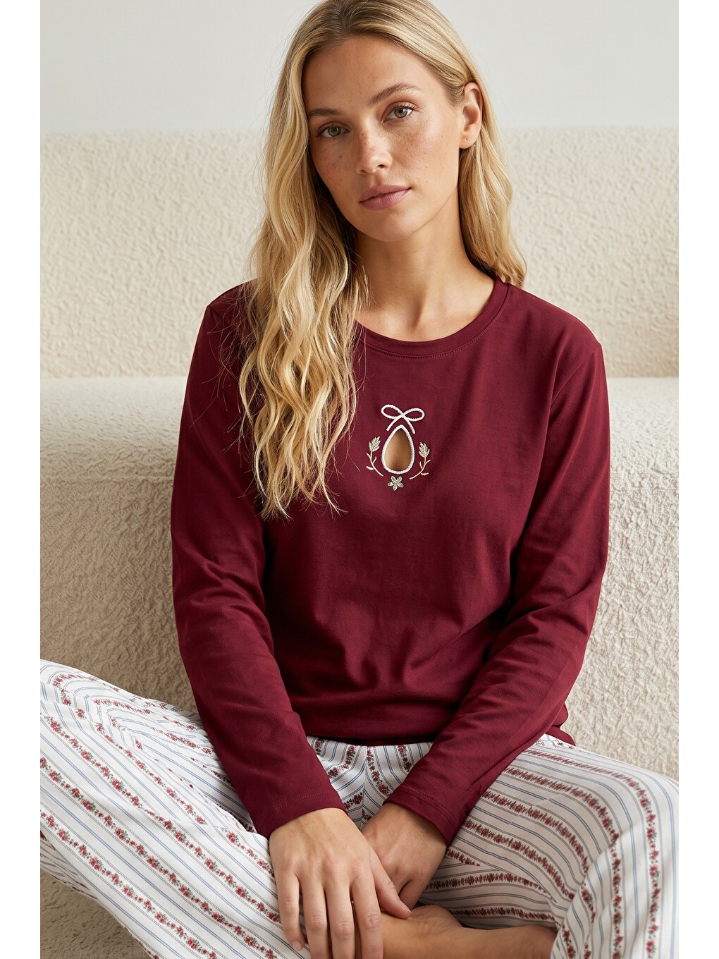 Bordo Nakışlı Pamuklu Elastanlı Örme Pijama Takım26240345