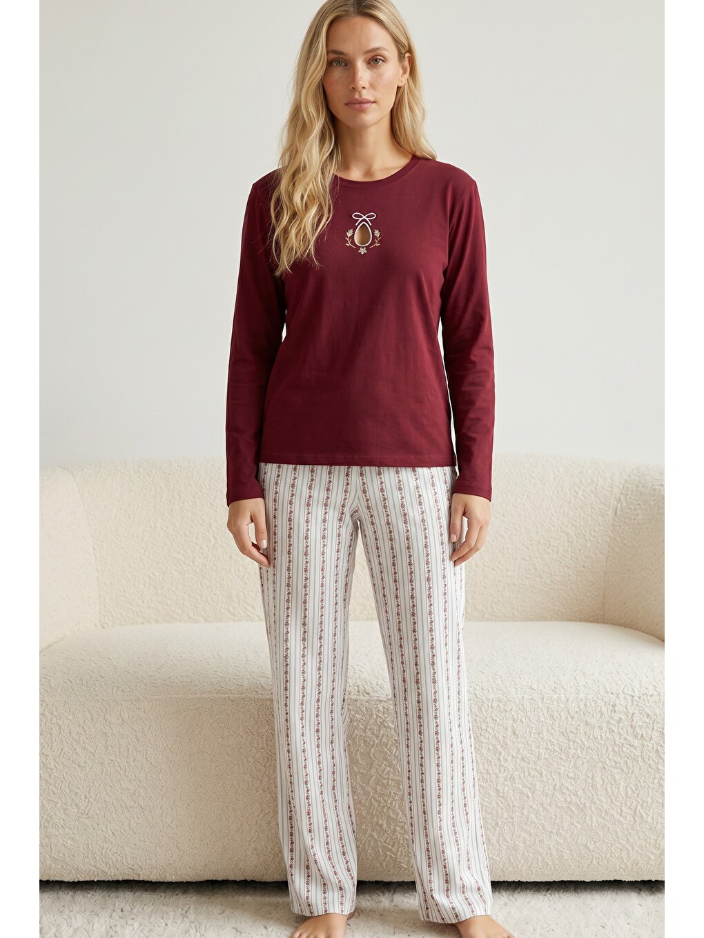Bordo Nakışlı Pamuklu Elastanlı Örme Pijama Takım26240345-1
