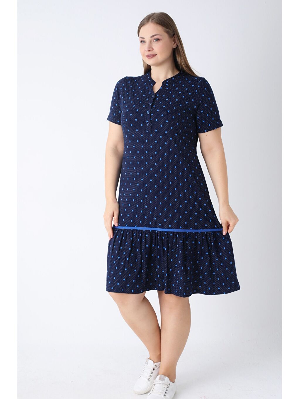 Lacivert Puantiyeli Pamuklu Düğmeli Cepli Biyeli Büyük Beden Elbise-3