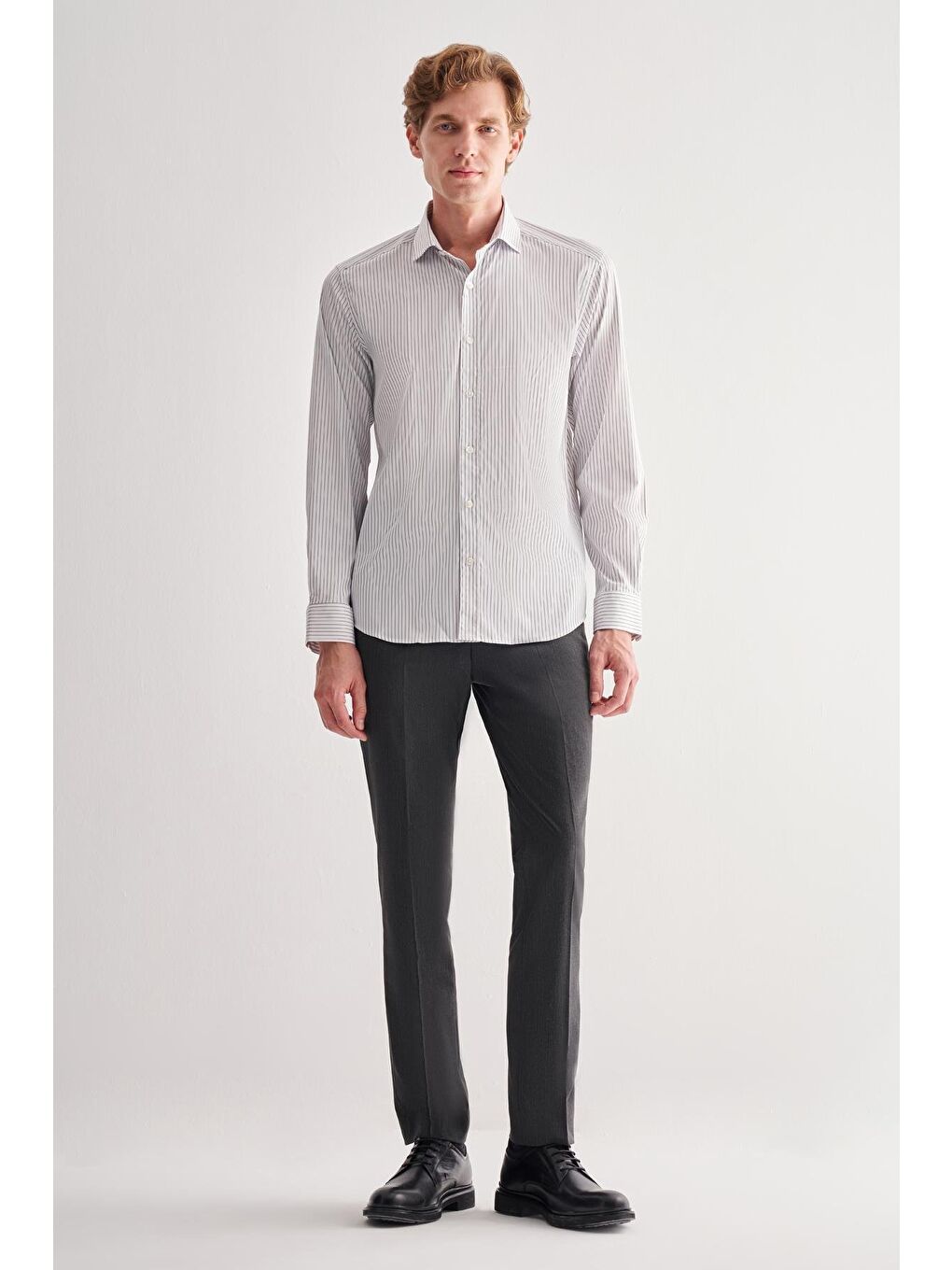 Beyaz Yarım İtalyan Yaka Uzun Kol Cepsiz Slim Fit Cls Gömlek 1004255174-2