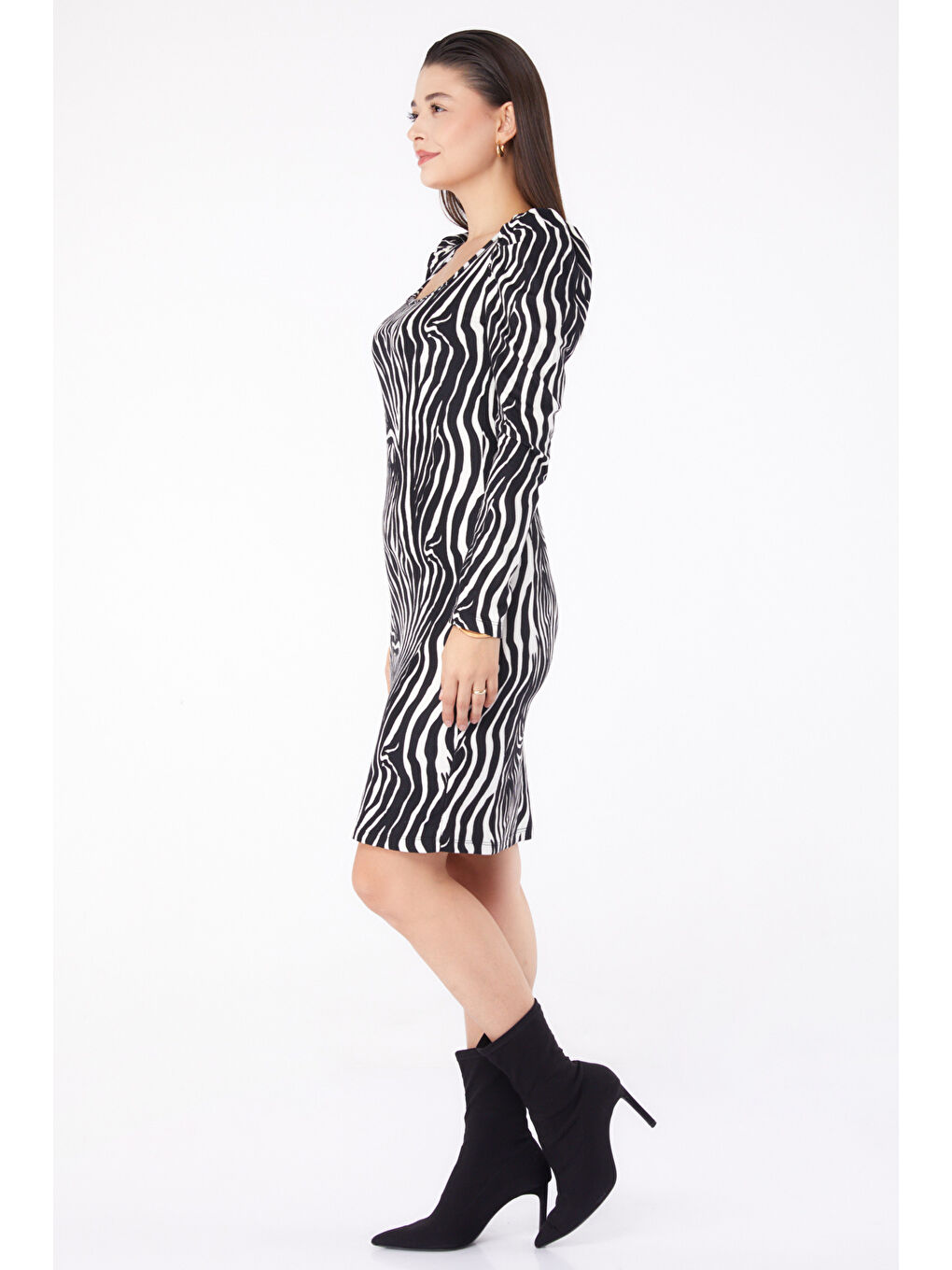 Prenses Kol Desenli Elbise Siyah - 26374-3