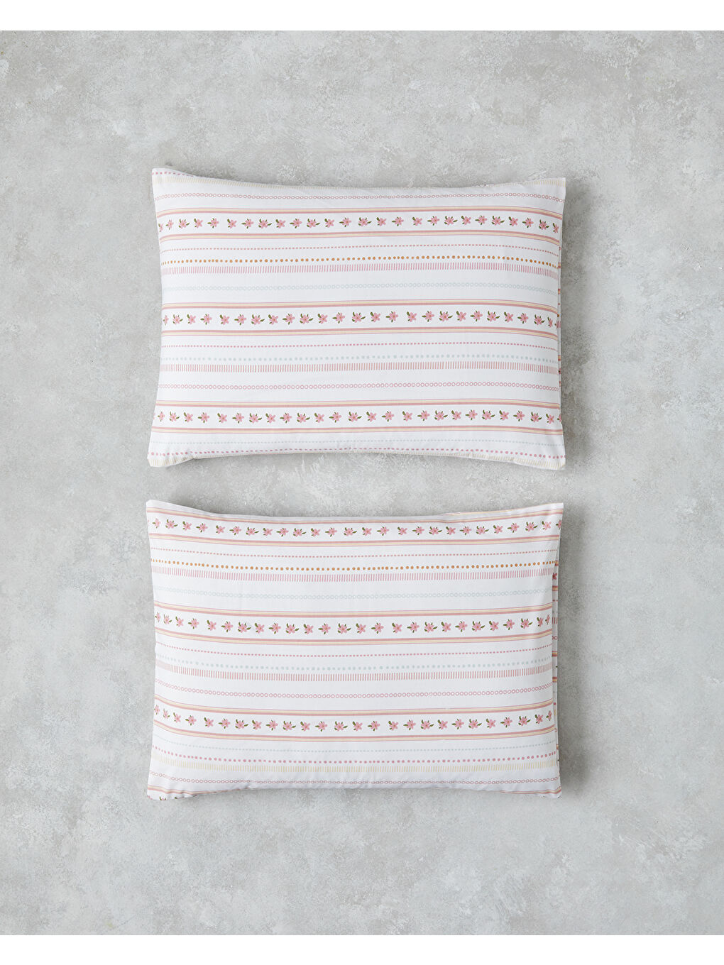 Daisy Stripes Kolay Ütülenir 2'li Yastık Kılıfı 50x70 cm Pembe