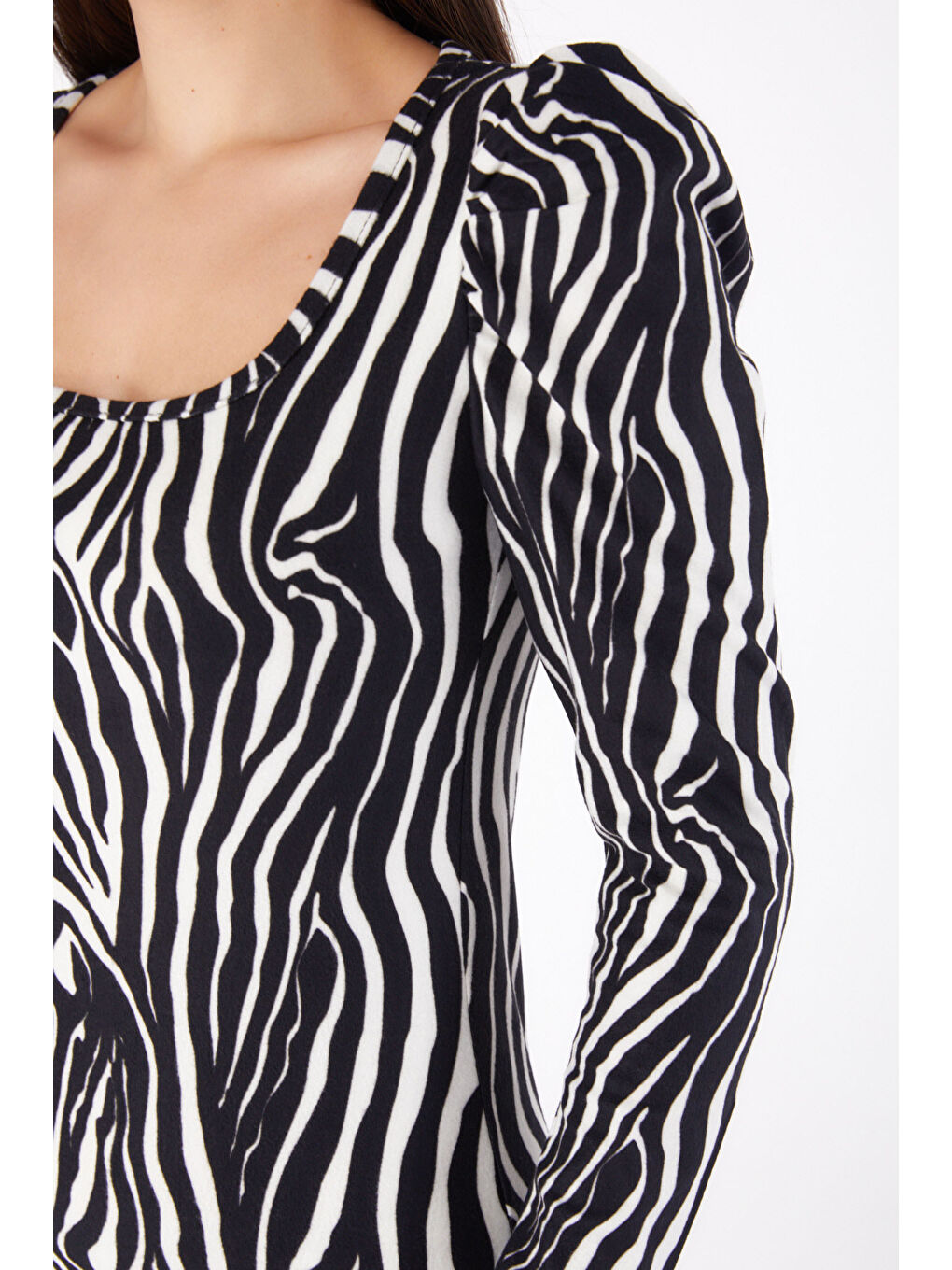 Prenses Kol Desenli Elbise Siyah - 26374-5