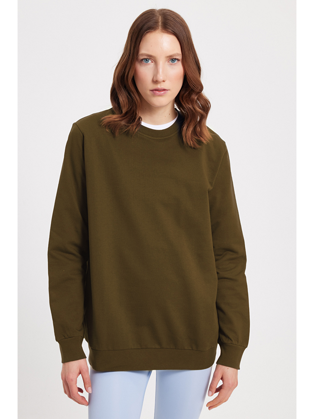 Kadın Oversize Geniş Kesim %100 Pamuk 2 İplik Bisiklet Yaka Haki Sweatshirt-2