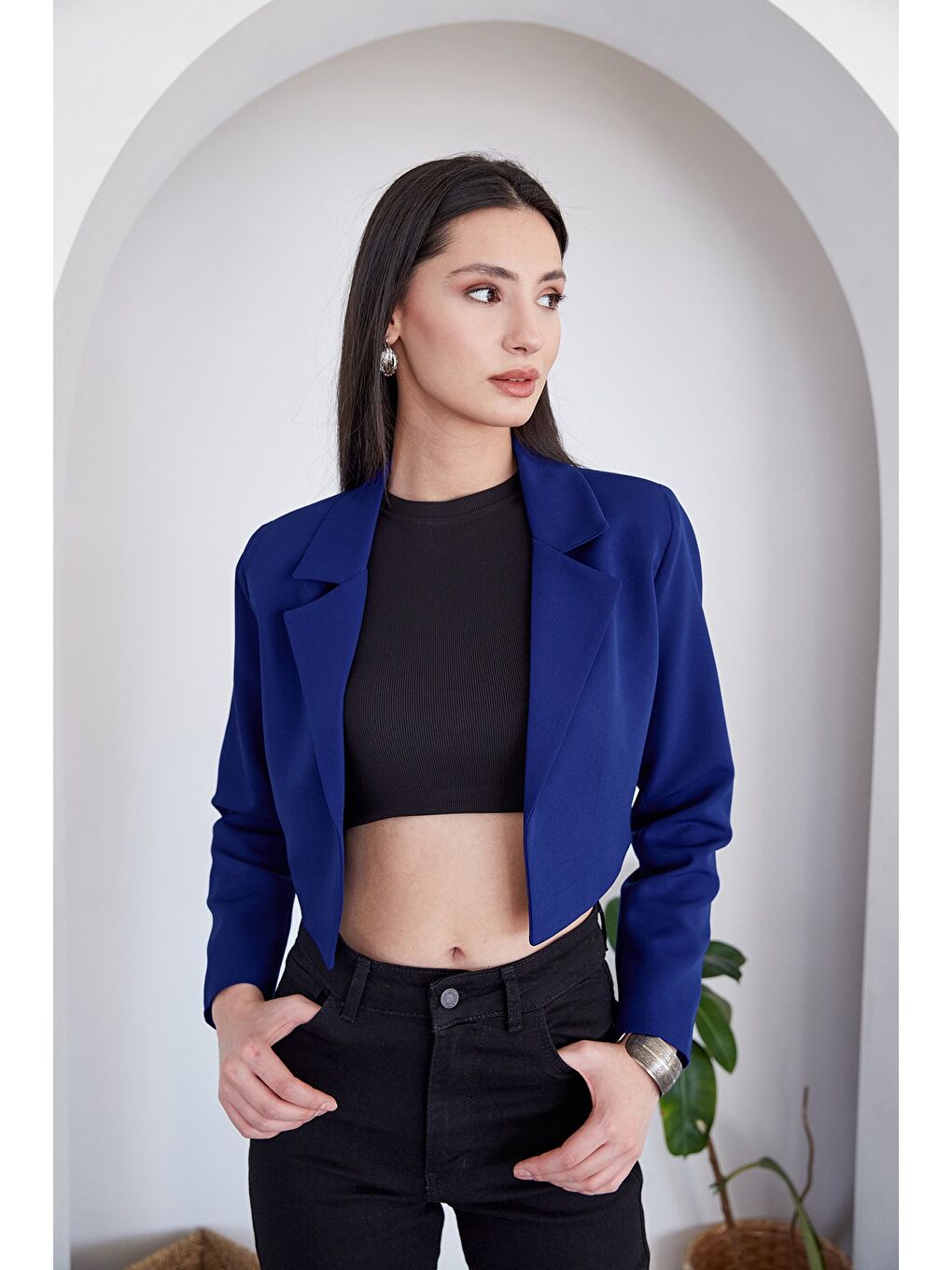 Mavi Basic Kruvaze Yaka Vatkalı Crop Ceket