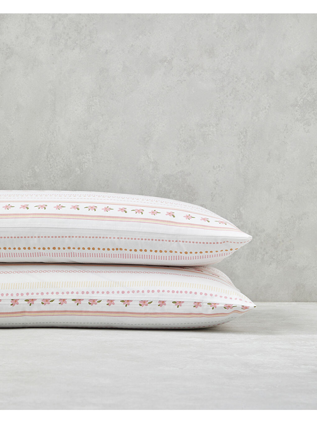 Daisy Stripes Kolay Ütülenir 2'li Yastık Kılıfı 50x70 cm Pembe-1