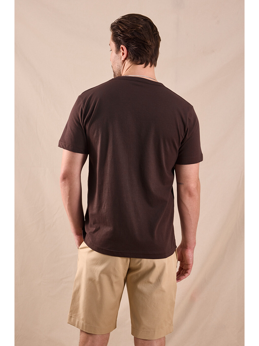 Kahverengi Erkek Acı Kahve Normal Kalıp Rahat Basic T-shirt-1