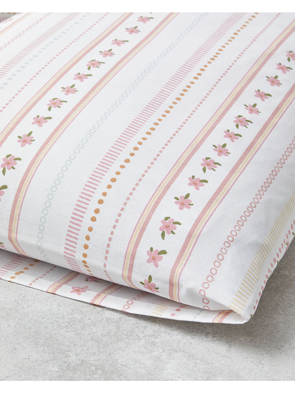 Daisy Stripes Kolay Ütülenir 2'li Yastık Kılıfı 50x70 cm Pembe-2