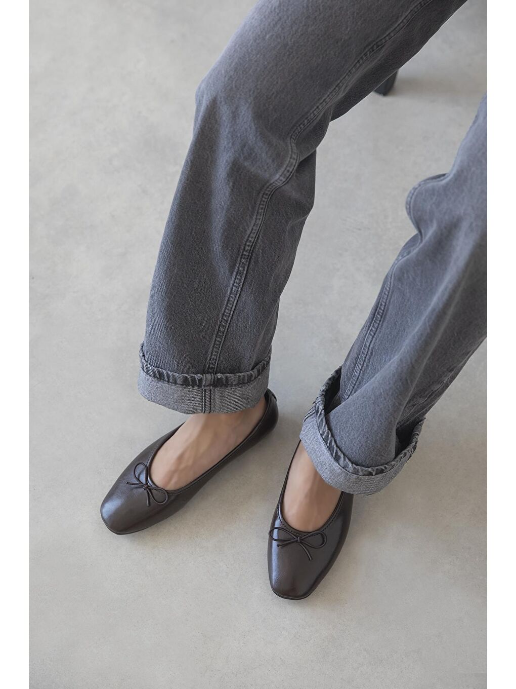 Kahverengi Galo Kadın Fiyonk Detay Kırışık Deri Babet Kahve-1