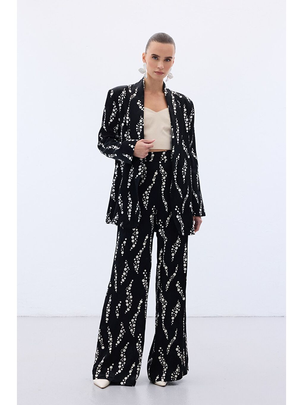 Desenli Bol Paça Pantolon - Siyah-3