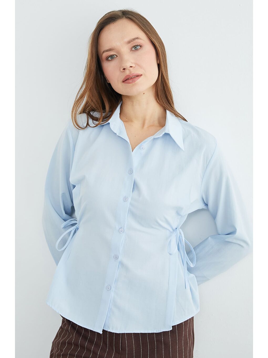 Mavi Basic Yanı Bağlama Detaylı Gömlek-1